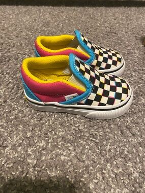 Vans multicolored slip on - size 4